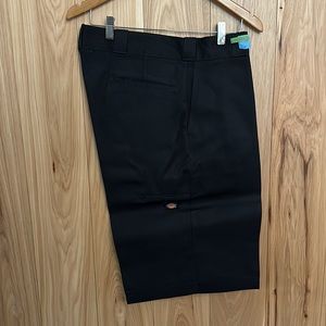 COPY - Loose fit Dickies 13” Shorts (36)